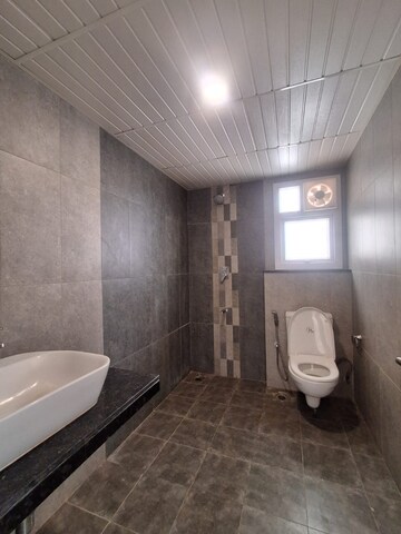 Attached Bathroom in 3 BHK Apartment at Kokapet – for Rent