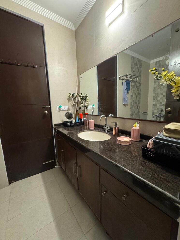 Kitchen, bptp-eden-estate 4 Bedroom 2500 Sq.Ft. Builder Floor In Sector 81 Faridabad 9564721