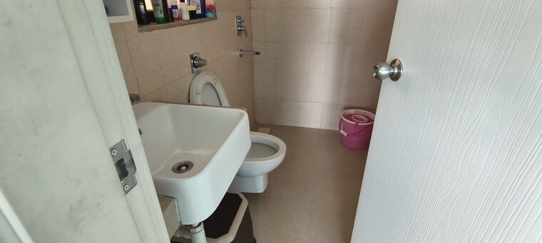 Bathroom, runwal-bliss 2 Bedroom 789 Sq.Ft. Apartment In Kanjurmarg East Mumbai 9564725