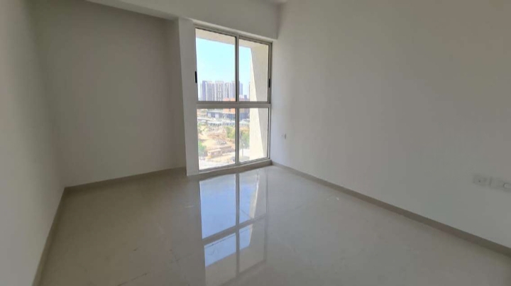 2 BHK + Pooja Room Apartment For Sale in Lodha Upper Thane Woodlands C And D