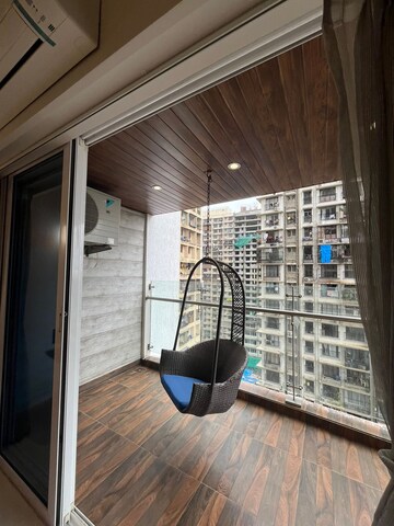 Staircase in 3.5 BHK Apartment at Lodha Fiorenza, Goregaon East – for Sale