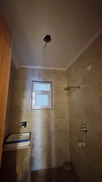 Room in 3 BHK Builder Floor at New Palam Vihar 3, Sector 111 – for Rent