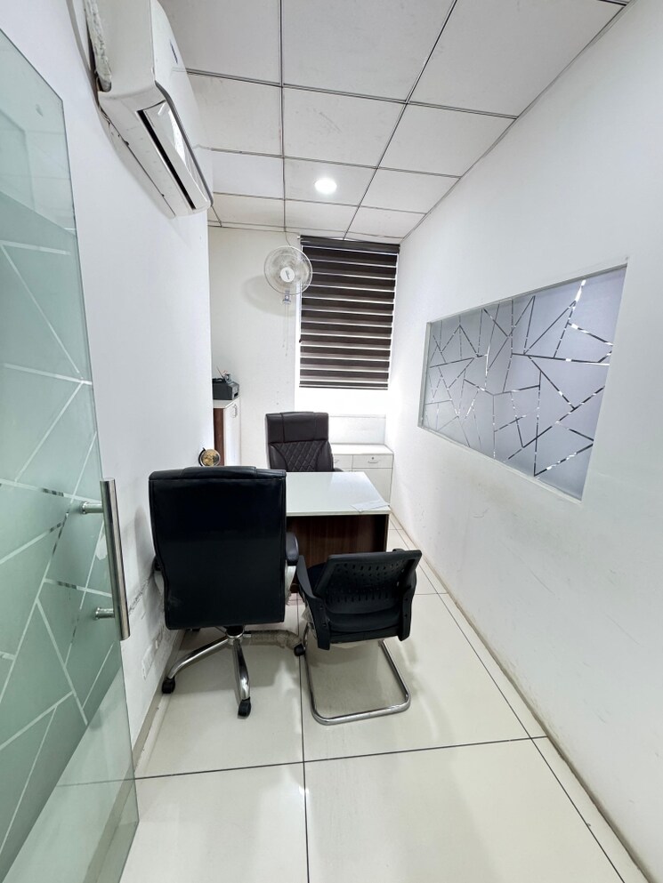 Team Area, sector 74 a Commercial Office Space in IT/SEZ 600 Sq.Ft. In Sector 74 A Mohali 9564829
