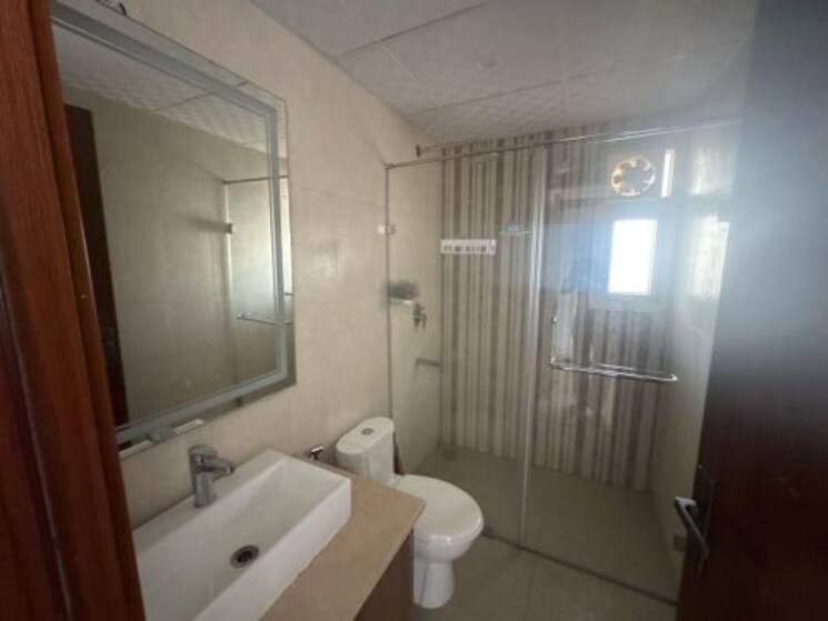 Bathroom, central-park-flower-valley-aqua-front-towers 3.5 Bedroom 2189 Sq.Ft. Apartment In Sohna Sector 33 Gurgaon 9564835