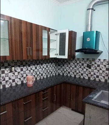Kitchen in 2 BHK Apartment at Hazratganj – for Rent