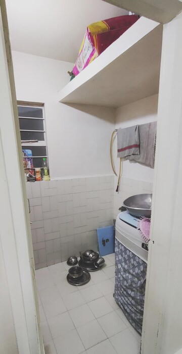 Bathroom in 2 BHK Apartment at Kothrud – for Rent