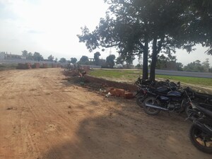  Plot – Exterior View View at Gosainganj - for Sale