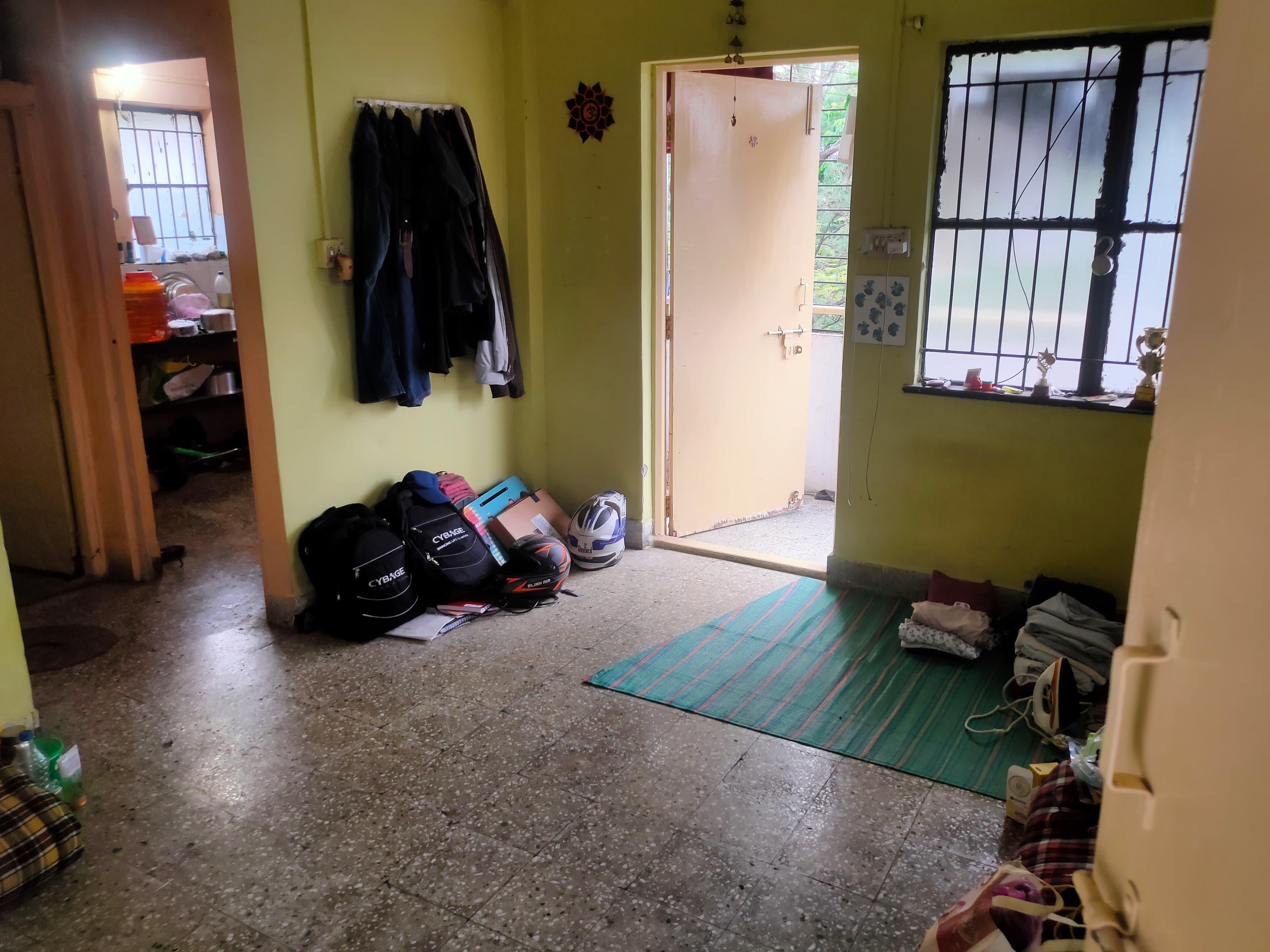 1 BHK + Pooja Room Apartment For Rent in Shubham Housing Society