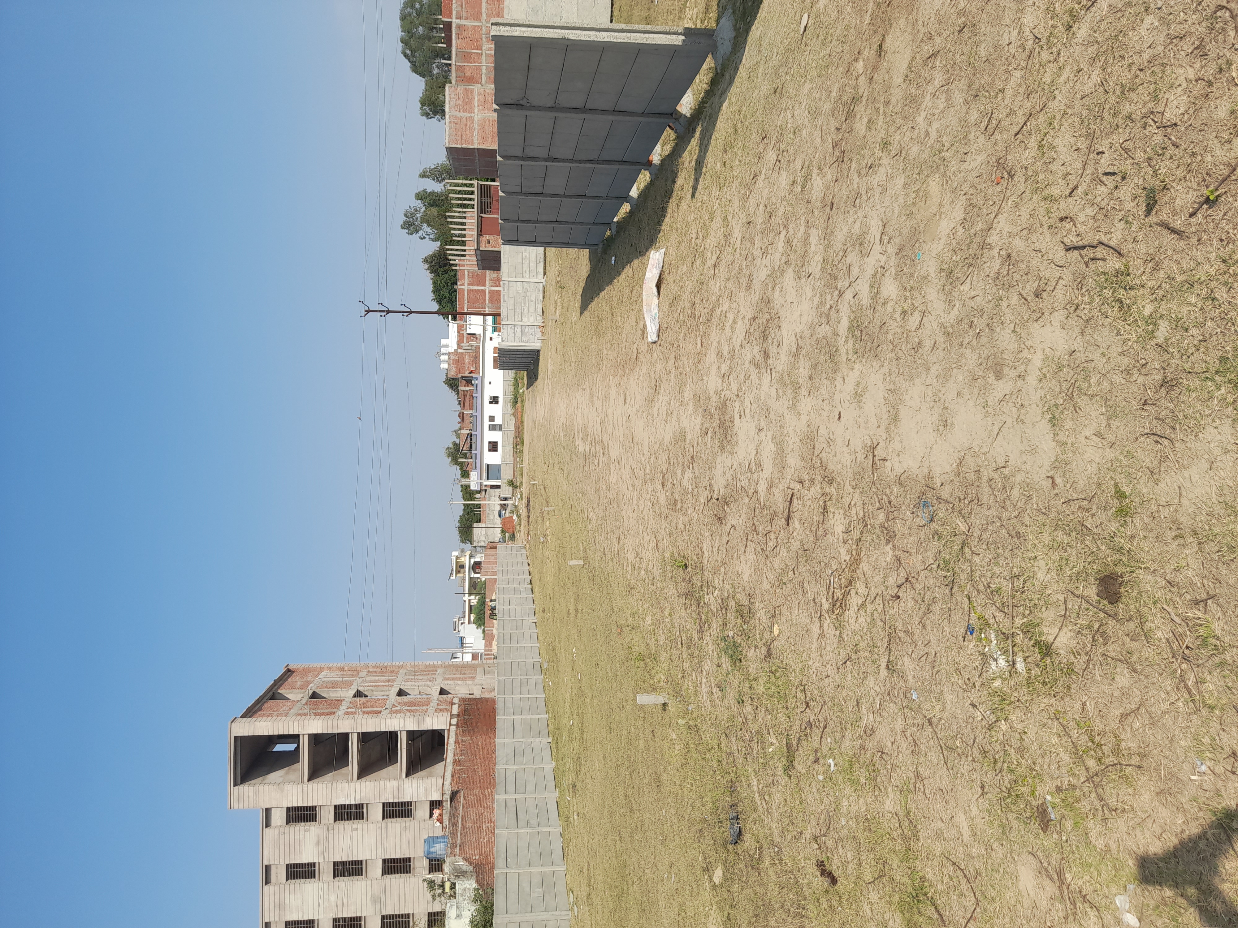 Plot For Sale in Pandey Vihar