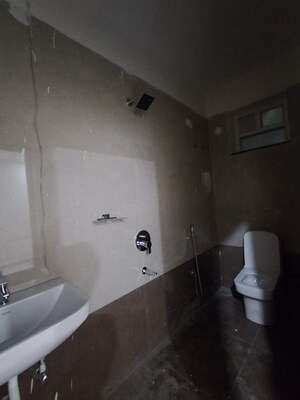 Bathroom in 3 BHK Apartment at Kondapur – for Rent