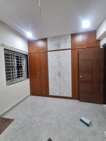 Room in 3 BHK Apartment at Kondapur – for Rent
