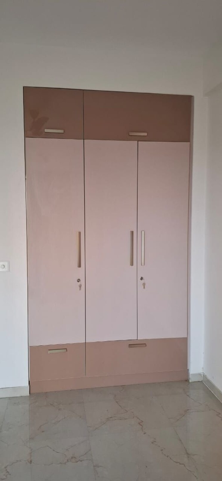 undefined, smart-world-gems 3.5 Bedroom 1890 Sq.Ft. Builder Floor In Sector 89 Gurgaon 9564968