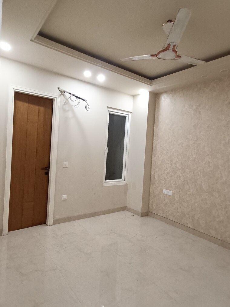 Room, aradhya-homes 4 Bedroom 2700 Sq.Ft. Builder Floor In Sector 67a Gurgaon 9564984