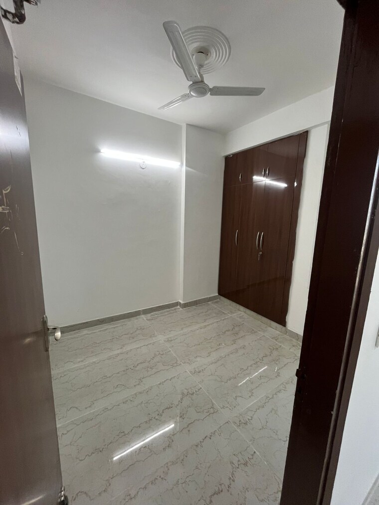 Room, unnati-fortune-the-aranya 3 Bedroom 1425 Sq.Ft. Apartment In Sector 119 Noida 9564978