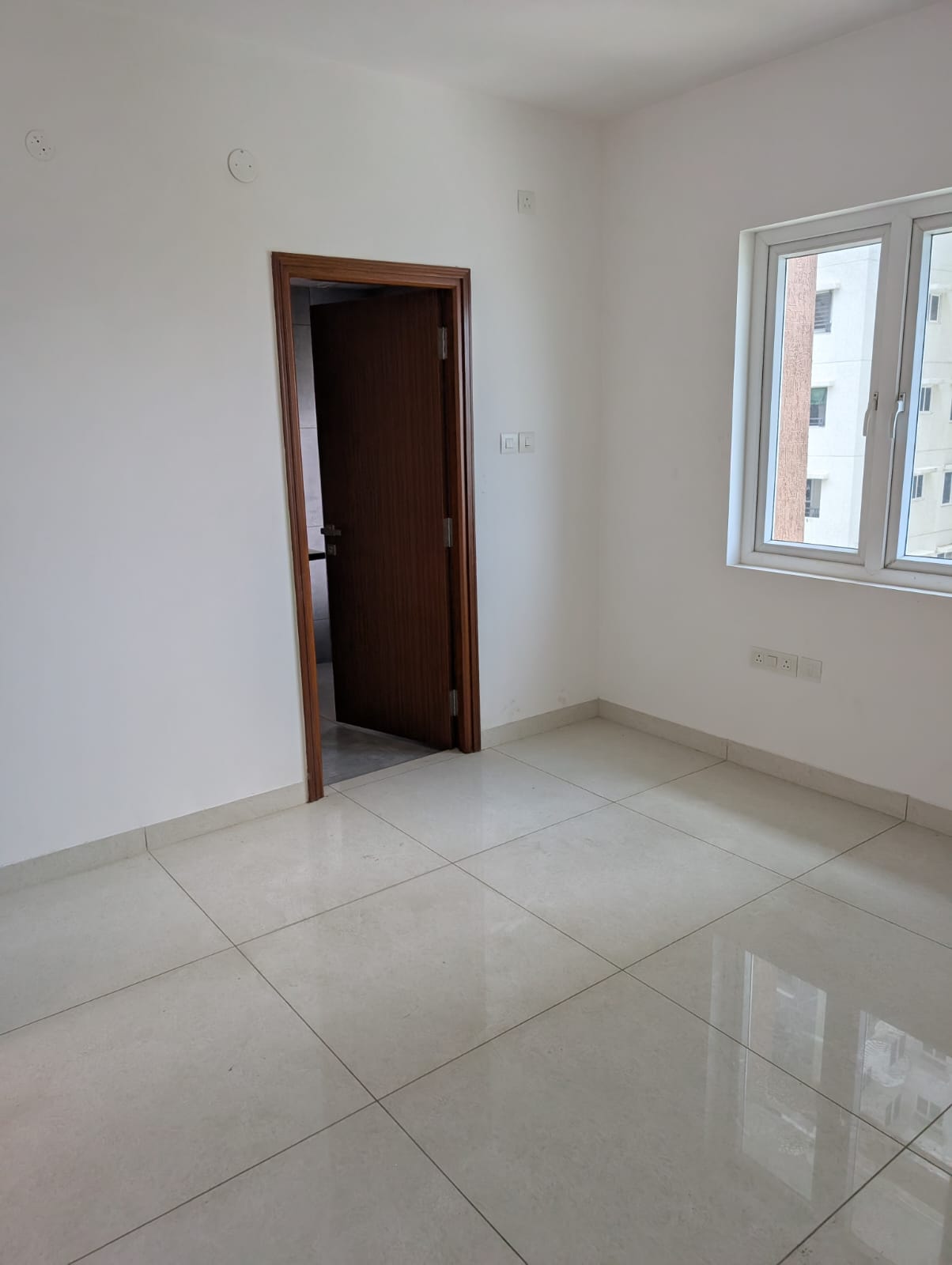 4 BHK + Pooja Room Apartment For Sale in Aparna Sarovar Zenith