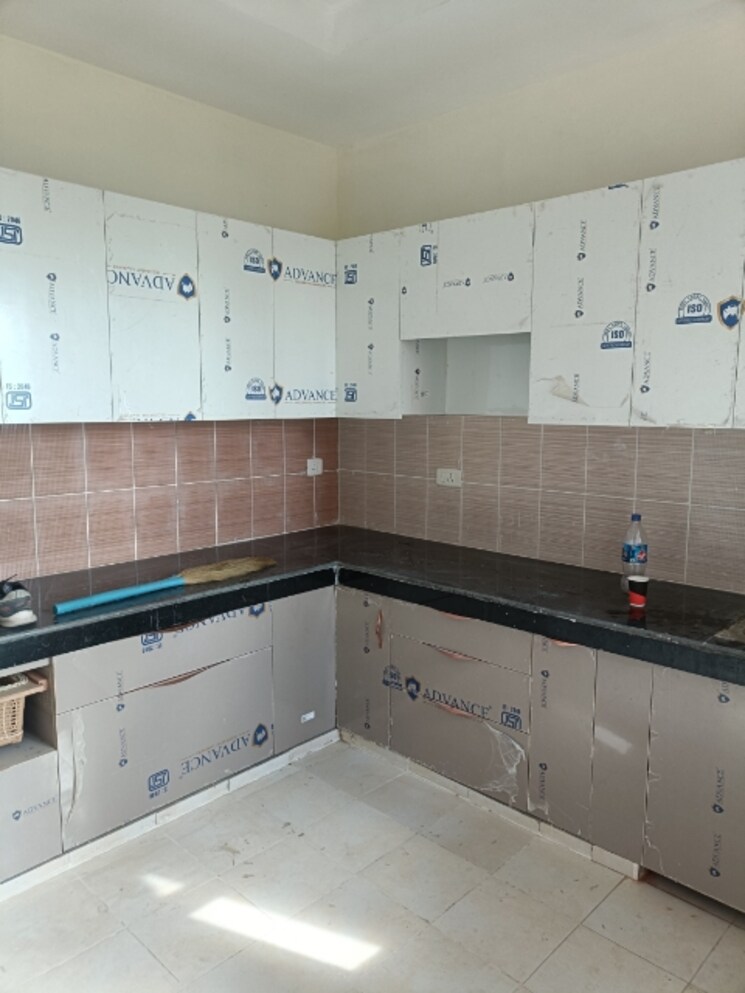 Kitchen, upavp-ganga-yamuna-and-hindon-enclave 2.5 Bedroom 1266 Sq.Ft. Apartment In Pratap Vihar Ghaziabad 9565074