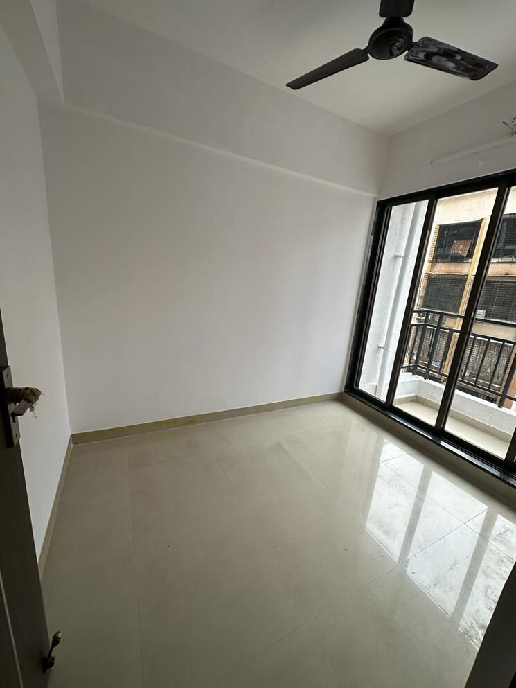 Balcony, shah-royale 2.5 Bedroom 1500 Sq.Ft. Apartment In Kharghar Navi Mumbai 9565114