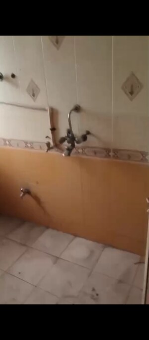 Bathroom in 1 BHK Apartment at Dombivli West – for Rent