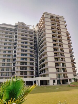 3.5 BHK Apartment – Exterior View View at Pareena Express Heights, Sector 99 - for Rent