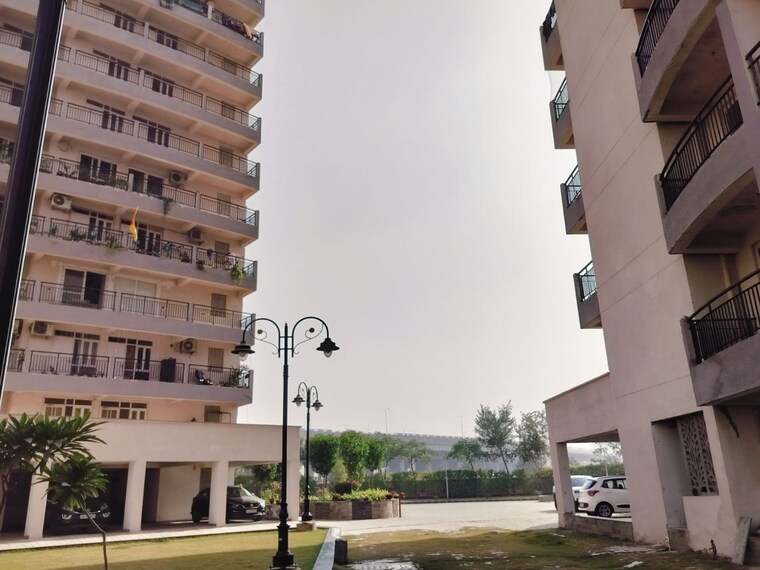 Exterior View, pareena-express-heights 3.5 Bedroom 1770 Sq.Ft. Apartment In Sector 99 Gurgaon 9565175