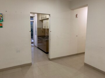 Room in 3.5 BHK Apartment at Emaar Emerald Estate, Sector 65 – for Rent