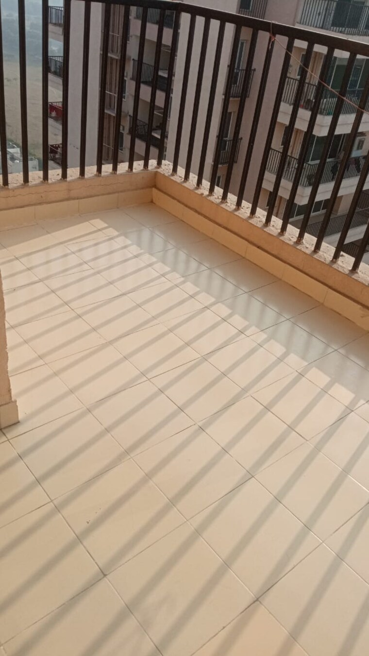 Balcony, gaur-atulyam 2 Bedroom 955 Sq.Ft. Apartment In Omicron I Greater Noida Greater Noida 9565150