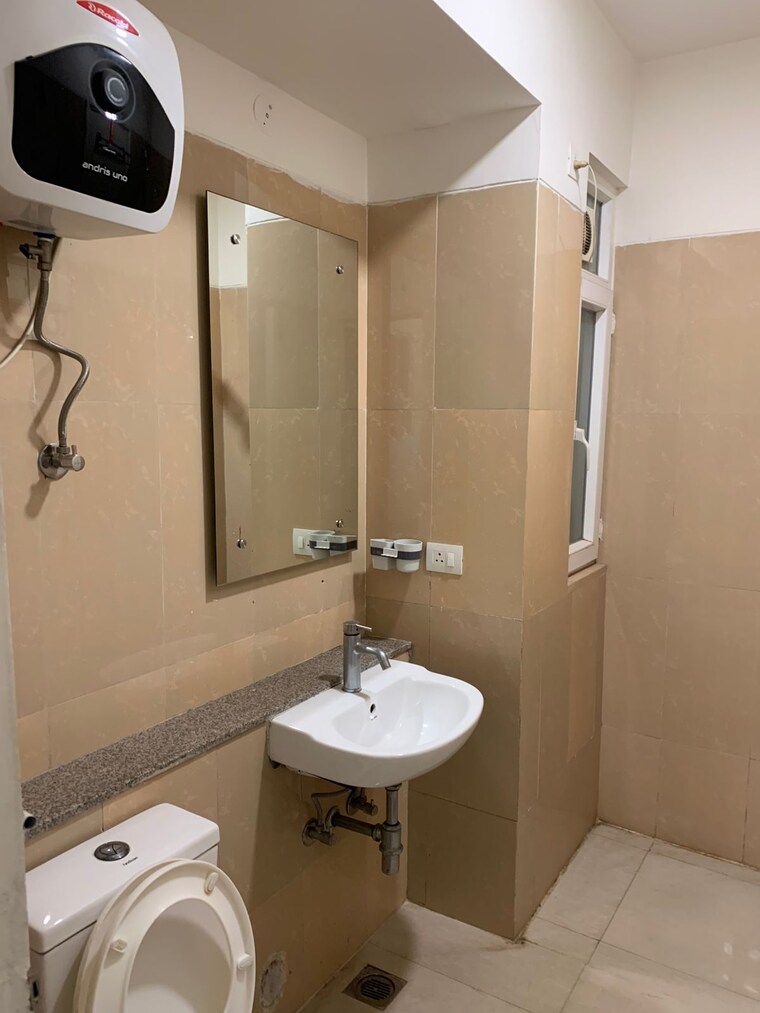 Bathroom, emaar-emerald-estate 3.5 Bedroom 1350 Sq.Ft. Apartment In Sector 65 Gurgaon 9565091