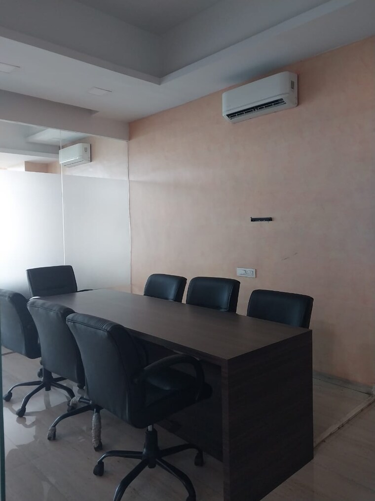 Team Area, satra-plaza Commercial Office Space 1600 Sq.Ft. In Vashi Sector 19d Navi Mumbai 9564969