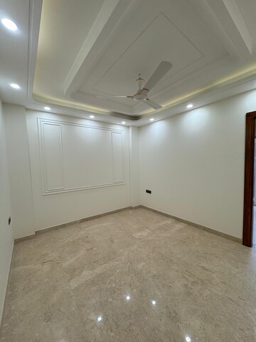 Room in 2 BHK Builder Floor at Malviya Nagar – for Sale