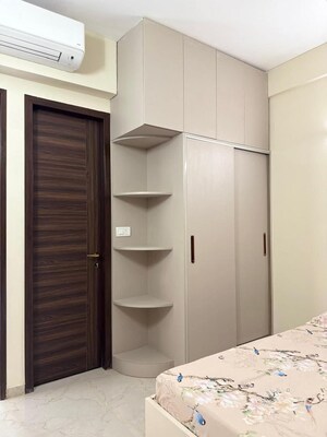 Bathroom in 3 BHK Apartment at Smart World Orchard, Sector 61 – for Rent