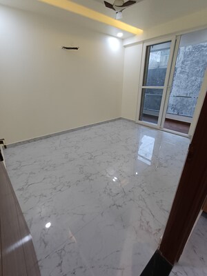 Room in 3 BHK Apartment at Vaishali Nagar – for Sale