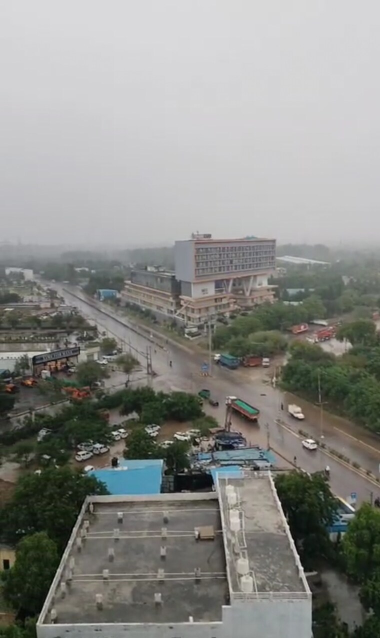 Exterior View, tata-gurgaon-gateway 2 Bedroom 1580 Sq.Ft. Apartment In Sector 112 Gurgaon 9565215