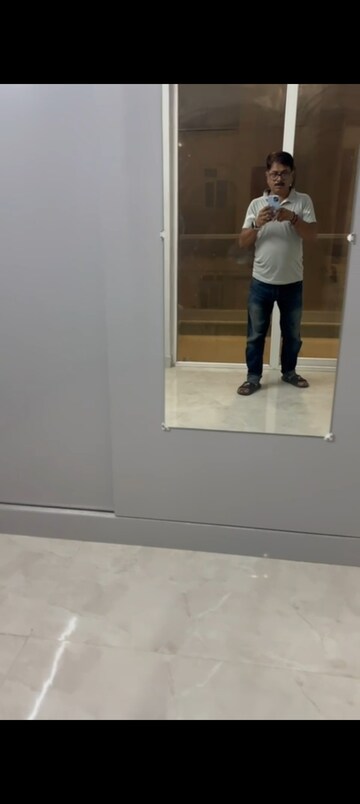 Room in 3 BHK Builder Floor at Signature Global City, Sector 37d – for Rent