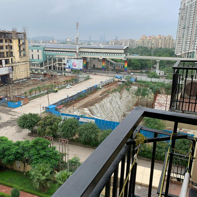 Balcony, aditya-celebrity-homes 1 Bedroom 550 Sq.Ft. Apartment In Sector 76 Noida 9565257