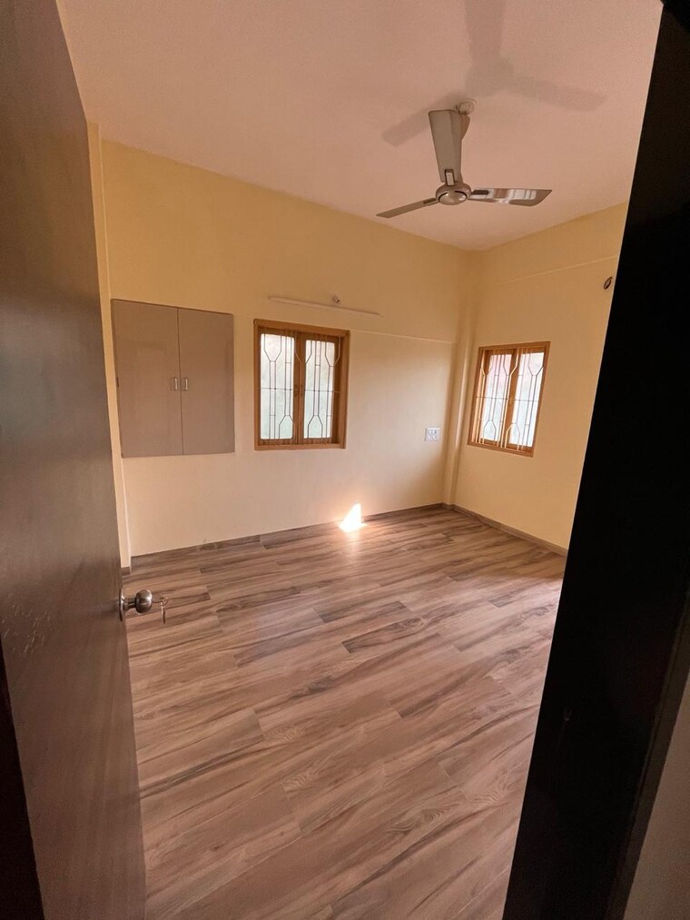 Bedroom, vashi sector 9 2 Bedroom 1200 Sq.Ft. Apartment In Vashi Sector 9 Navi Mumbai 9565252