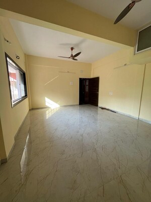 Room in 2 BHK Apartment at Vashi Sector 9 – for Rent