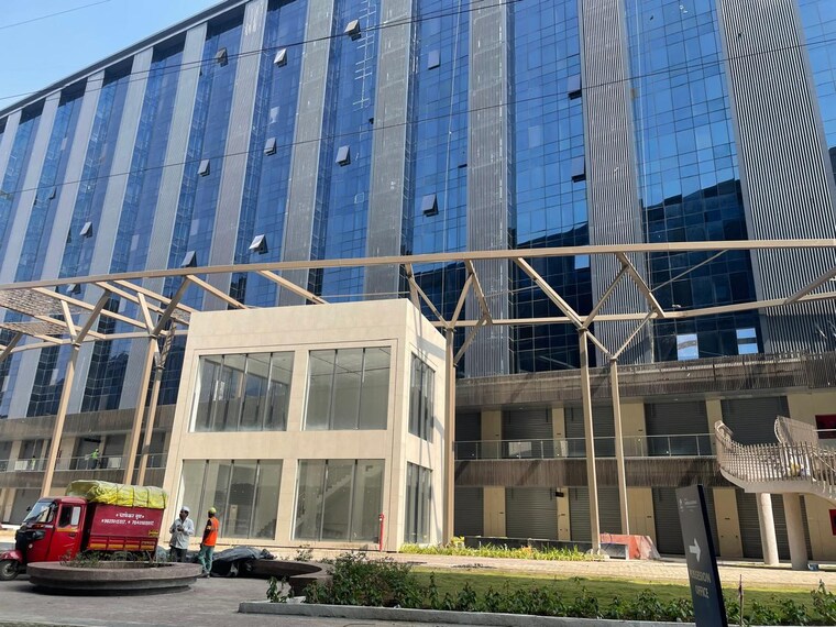 Exterior View, geras-imperium-gateway Commercial Office Space 400 Sq.Ft. In Bhosari Pune 9565314