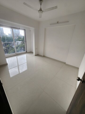 Room in 2 BHK Apartment at Jay Le Jardin, Chembur – for Rent