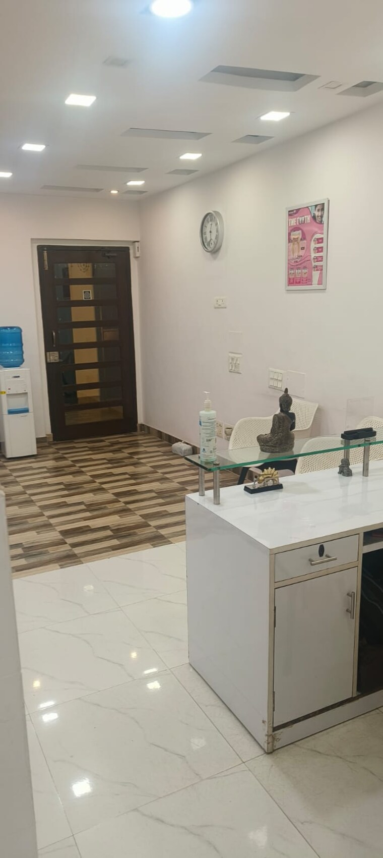 Team Area, saket Commercial Office Space 1800 Sq.Ft. In Saket Delhi 9565328