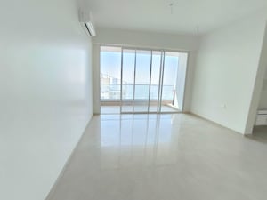 Room in 4 BHK Apartment at Omkar Alta Monte, Malad East – for Rent