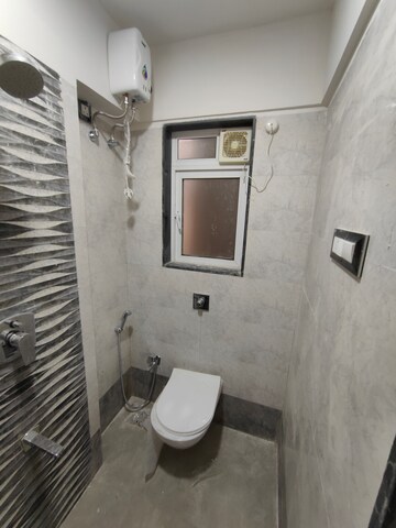 Bathroom in 1 BHK Apartment at Santacruz East – for Rent