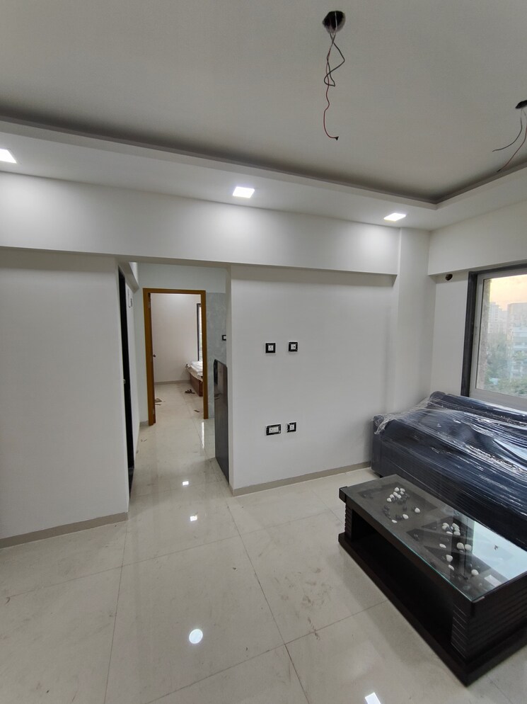 Room, santacruz east 1 Bedroom 460 Sq.Ft. Apartment In Santacruz East Mumbai 9565375