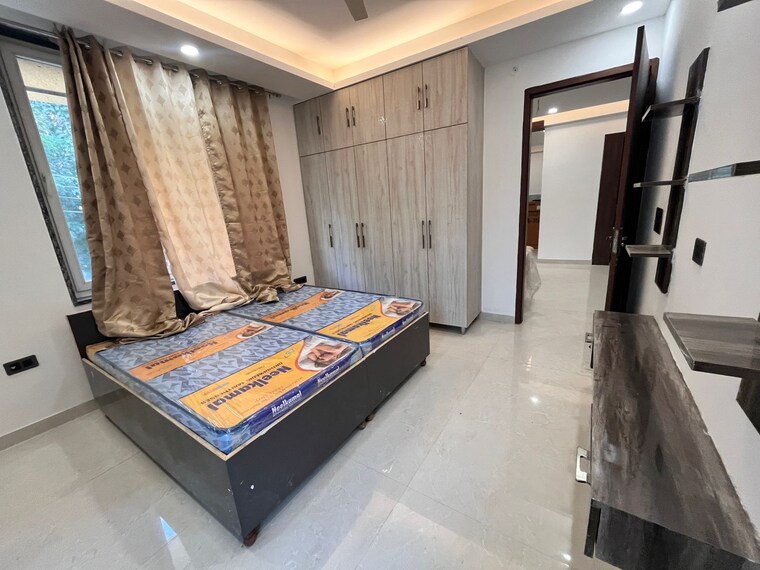 Bedroom, sector 39 3 Bedroom 2700 Sq.Ft. Builder Floor In Sector 39 Gurgaon 9565380