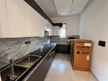 Kitchen in 3 BHK Builder Floor at Sector 39 – for Rent