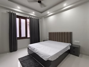 Bedroom in 3 BHK Apartment at Alambazar – for Sale