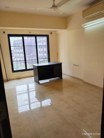 Room in 2 BHK Apartment at Satellite Royale, Goregaon East – for Rent