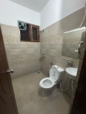 Bathroom in 2.5 BHK Builder Floor at Canal Road – for Rent