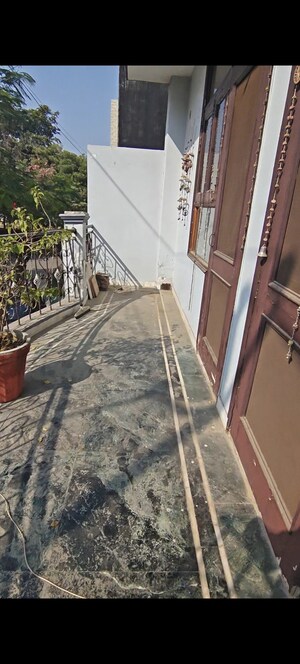 Balcony in 2 BHK Independent House at Sector 49 – for Rent