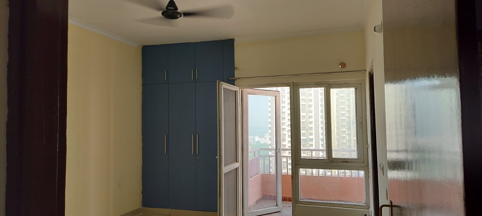 2 BHK + Pooja Room Apartment For Rent in Gaurs Siddhartham