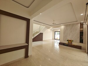 Room in 4 BHK Villa at Whitefield – for Rent